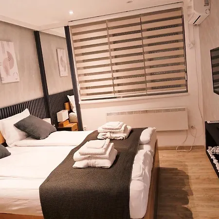 Apartment Premijer 1 *